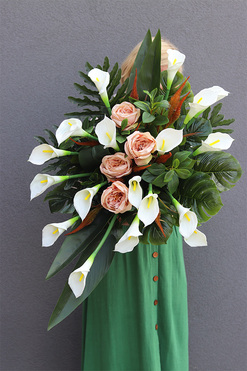 Cappuccino Kalie, kompozycja nagrobna w misie, wym.42x105cm 