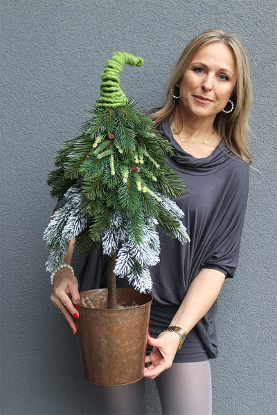 Zimową Porą, dekoracyjna choinka sztuczna w jucie