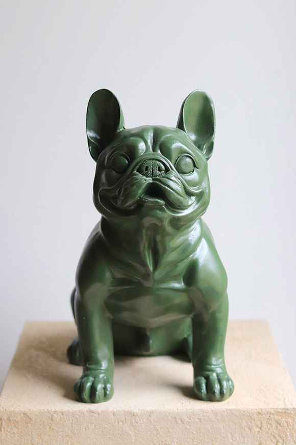 Dog in the Fog, figurka pies bulldog