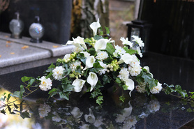 dekoracja nagrobna Kallisa Biel, wym.38x50cm