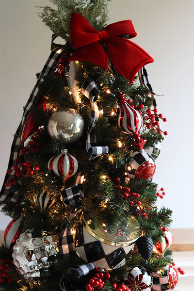 Alice in Winderland ChristmasTree, świąteczna choinka