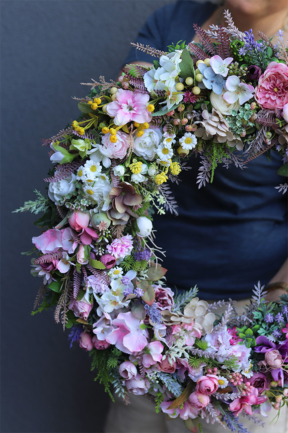 Kwiatowa Łąka, barwny wianek na drzwi