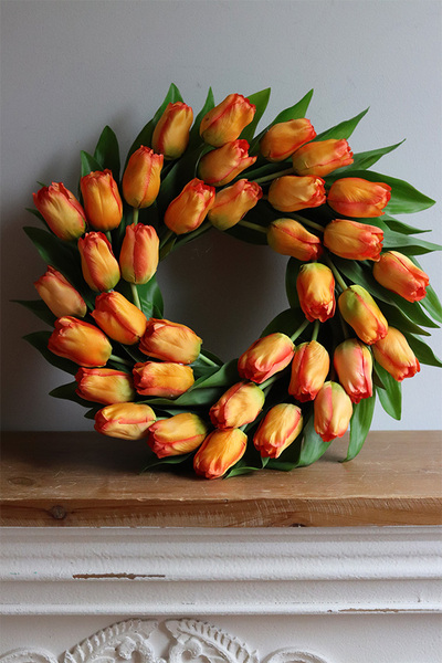 Tulipany Orange, wiosenny wianek z tulipanów