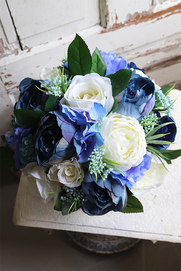 Bluenia Velvetia, welurowy flowerbox z niebieskimi kwiatami, wym.32x30cm