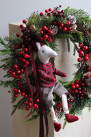 Mysia Gwiazdka, asymetryczny świąteczny wianek na drzwi