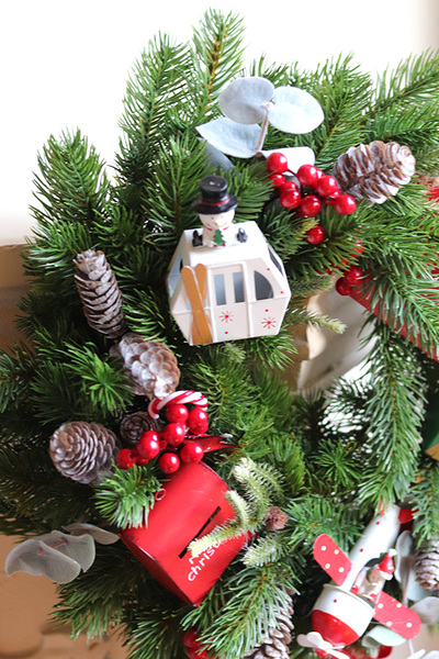 Zimowa Przygoda, świąteczny wianek na drzwi