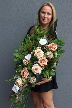 Kawowa Volcan, kompozycja nagrobna w misie, wym.50x90cm