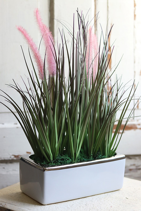 kompozycja z trawami w białej donicy, Pianisto, wys.45cm