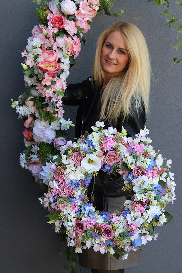 kwiatowy wianek z bzami, Czarująca Wiosna Nova, śr.60cm