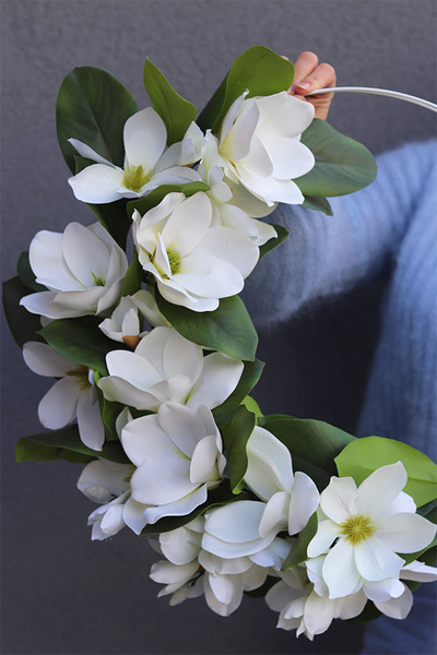 Magnolie Subtelle, wianek wiosenny na obręczy