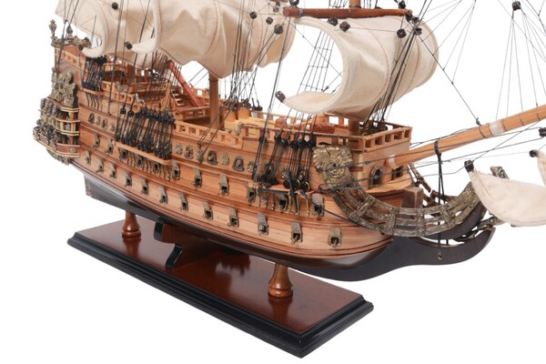 Soleil Royal, ekskluzywny model okrętu