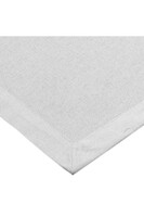 Alissa Flora, bieżnik ze srebrną nicią