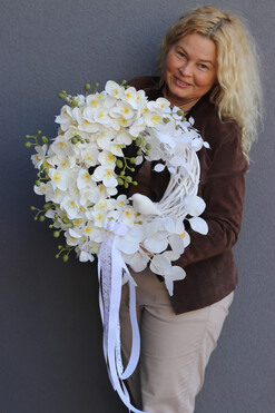 Orchid Spring, asymetryczny wianek dekoracyjny, rozp.50cm