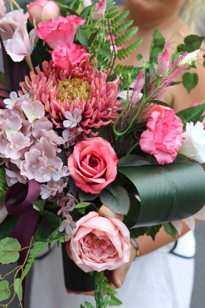 Astry Pink Modeno, komplet dekoracji nagrobnych