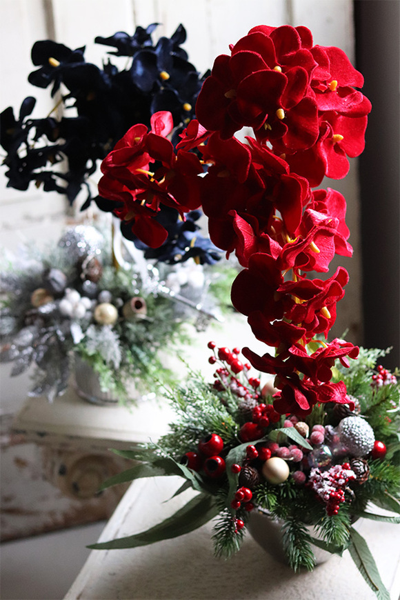 dekoracja świąteczna ze storczykiem, Velurro Red, wys.64cm