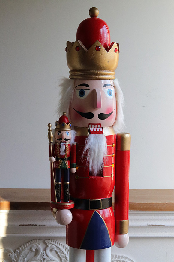 Dziadek do Orzechów, XXL, wersja B z koroną