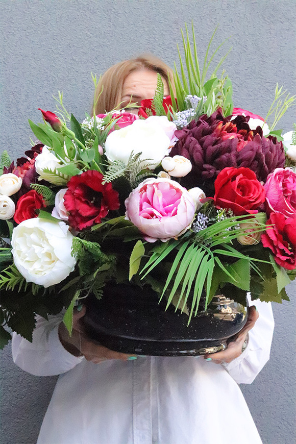 Nerita Bordire, kompozycja nagrobna w naczyniu