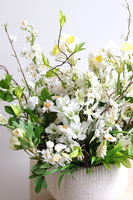 Reno, wiosenna kompozycja kwiatowa