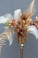 Rudy Rydz, kompozycja w metalowo - szklanym kielichu