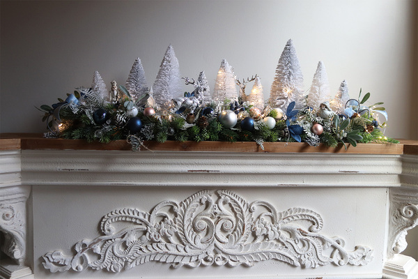 Blue Eveline, długi świąteczny stroik LED