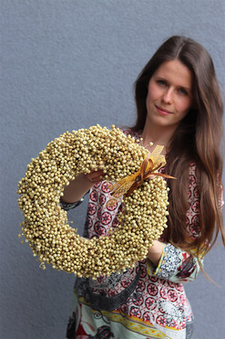 Ludowy Len, dekoracyjny wianek z suszu, musztardowy, śr.33cm 