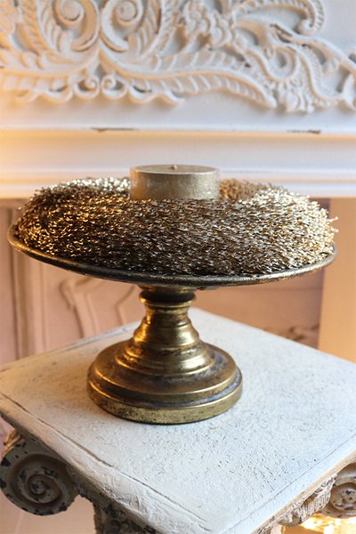 Golden Moments, stroik ze świecą na paterze