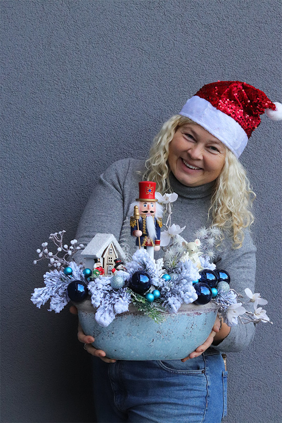 Nuts 2, świąteczny stroik z dziadkiem w naczyniu