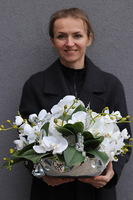 Dekoria Crystal, kompozycja kwiatowa w srebrnym naczyniu