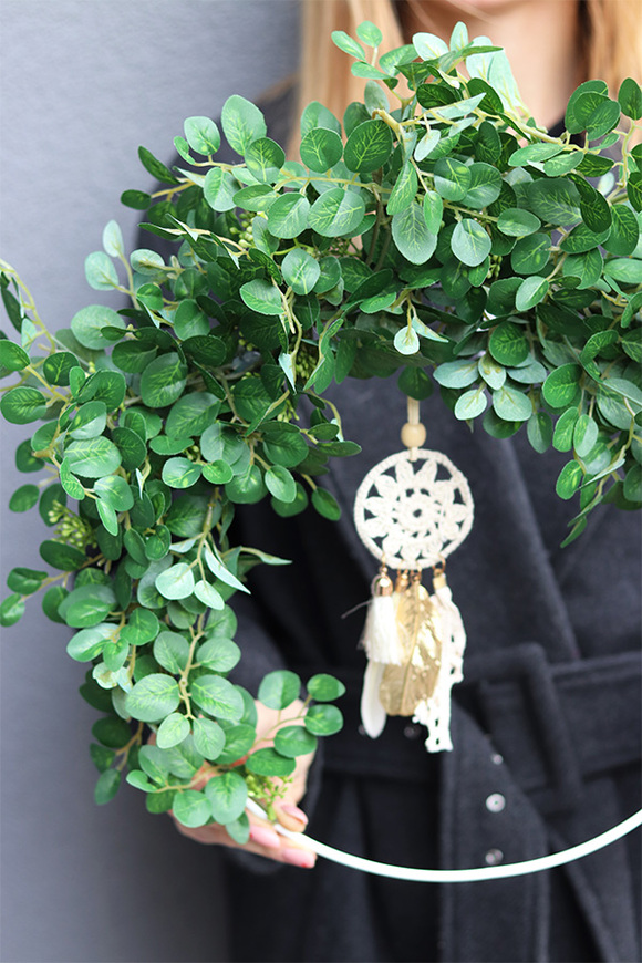 Subtelle Leaves, wianek na drzwi na obręczy z łapaczem snów