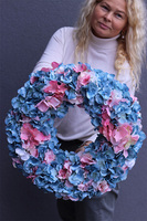 Gesiana 2, niebiesko-różowy wianek z hortensjami