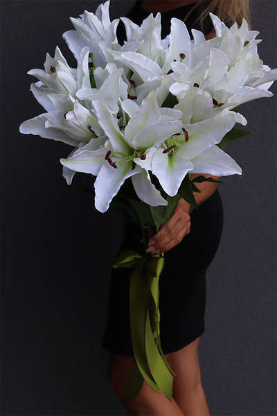 bukiet Lilii Białych, wys.70cm