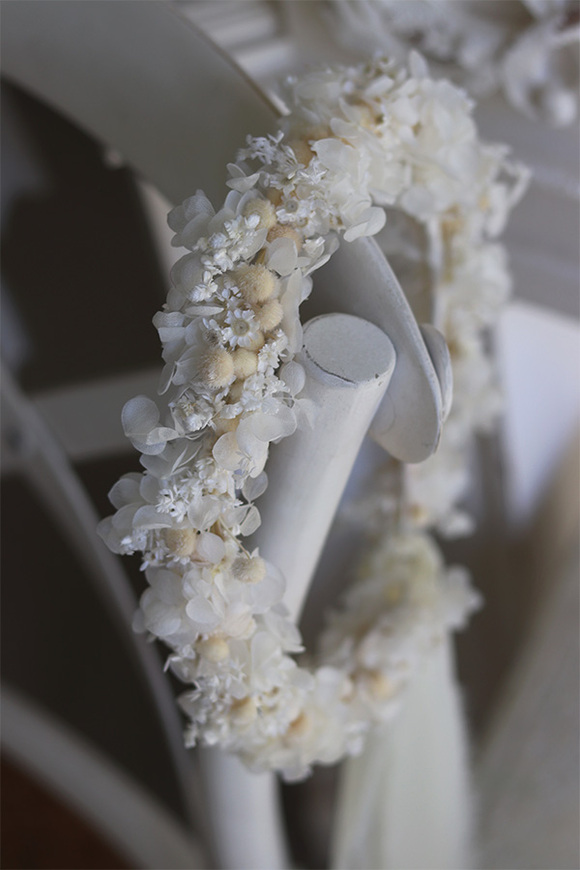 Leuke, wianek na głowę z roślin stabilizowanych, rozmiar uniwersalny