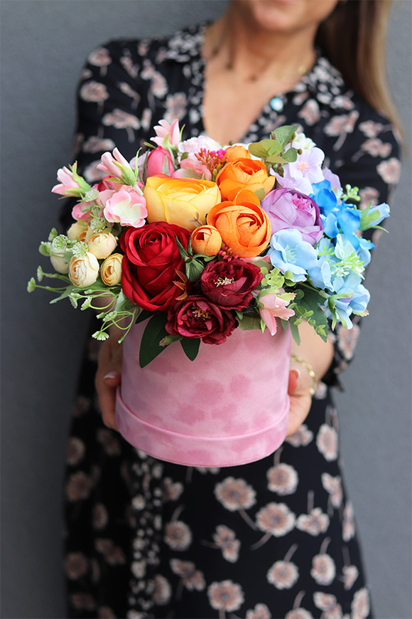 Tęcza Crystalas M, kolorowy flowerbox z chwostem