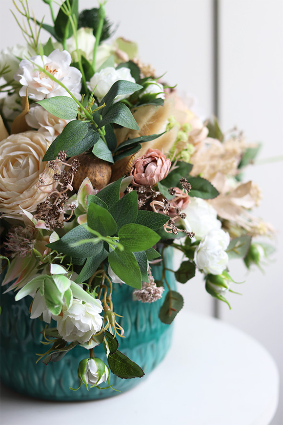 Tymona, kompozycja kwiatowa