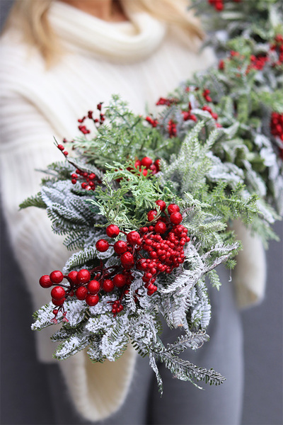 Red Winteria, zimowa girlanda z jagodami