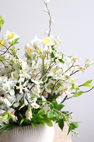 Reno, wiosenna kompozycja kwiatowa