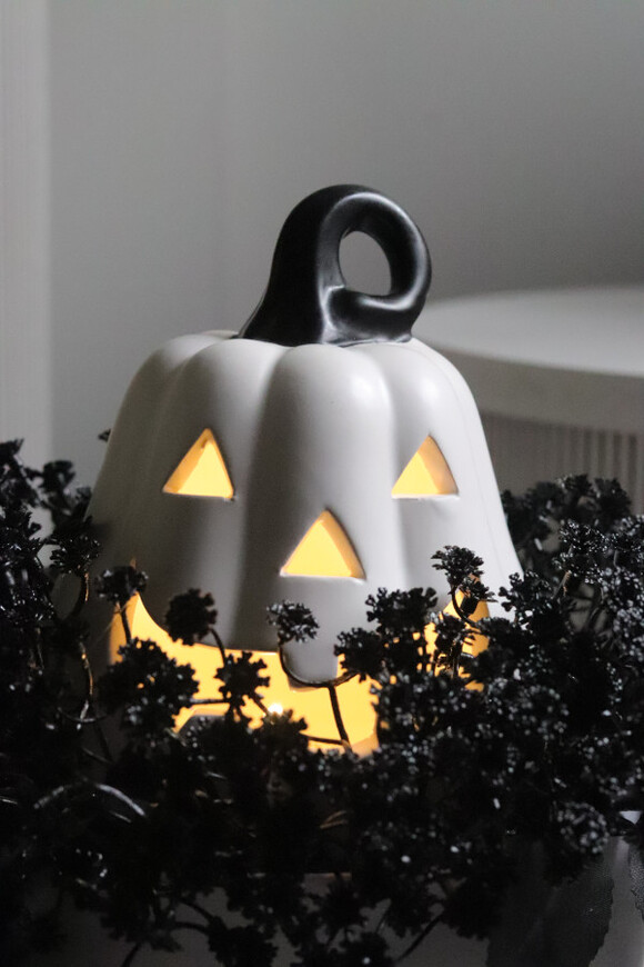 Halloween Black&White, flowerbox z dynią LED