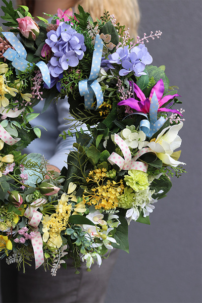 Kolorowa Kraina, wiosenny wianek dekoracyjny