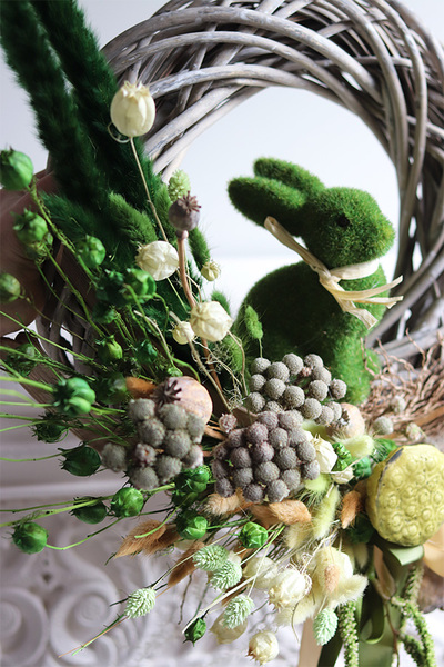 Green Folklore, wielkanocny wianek na drzwi