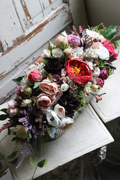 Hegrano Silver, kompozycja kwiatowa w naczyniu, wym.24x47cm 