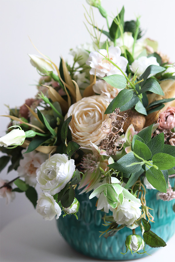 Tymona, kompozycja kwiatowa