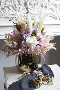 Fioleto Boho, kompozycja kwiatowa z suszem, wys.38cm