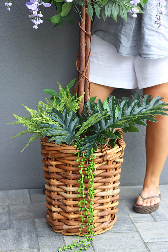 Wisteria Usagi Basket sztuczna roślina w koszu