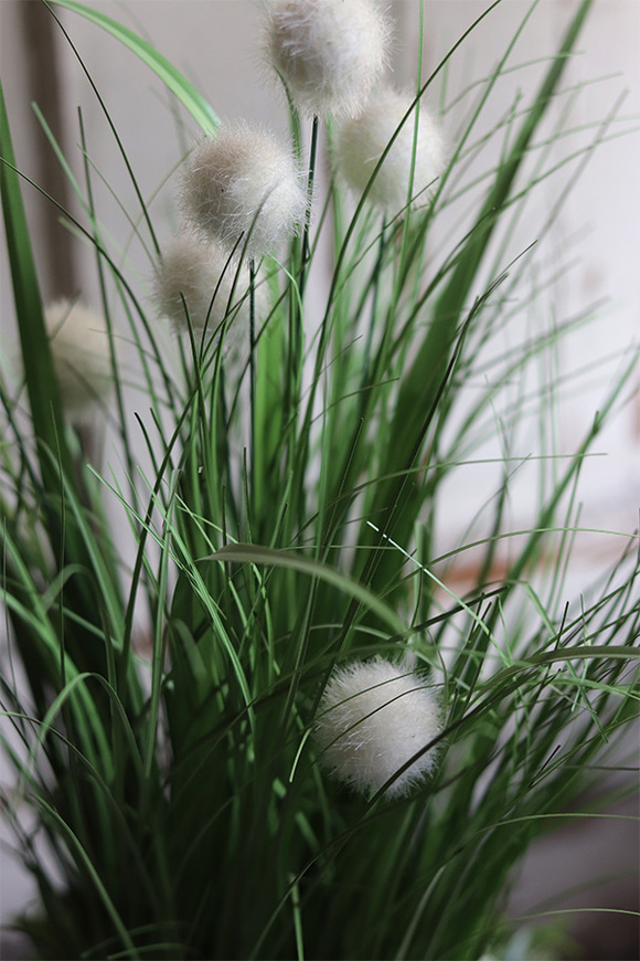 Michelo Gerio, sztuczna trawa kwitnąca z sukulentami, wys.68cm