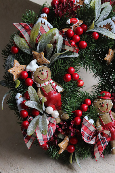 Piernikowe Ludki, świąteczny wianek na drzwi