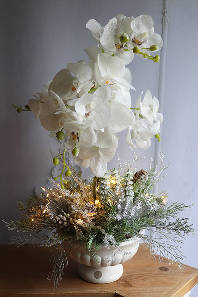 Frozen Orchid, elegancki storczyk zimowy w pucharze LED,
