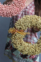 Ludowy Len, dekoracyjny wianek z suszu, musztardowy