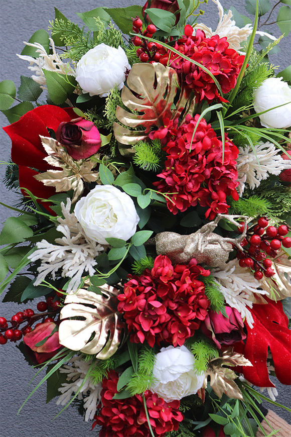 Dorotea, wiązanka nagrobna z hortensją i monsterą