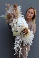 Beżowe Boho Concrete, kompozycja kwiatowa na stół Laos