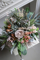 Sand Flowers, dekoracja kwiatowa w naczyniu